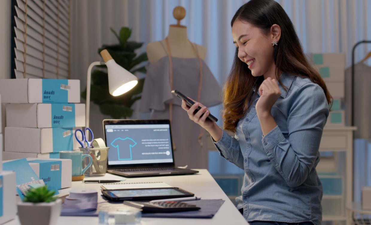 Unlocking Faster Sales and Smarter Supply Chains in Manufacturing with AI